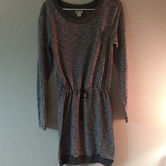 sweater dress with converse